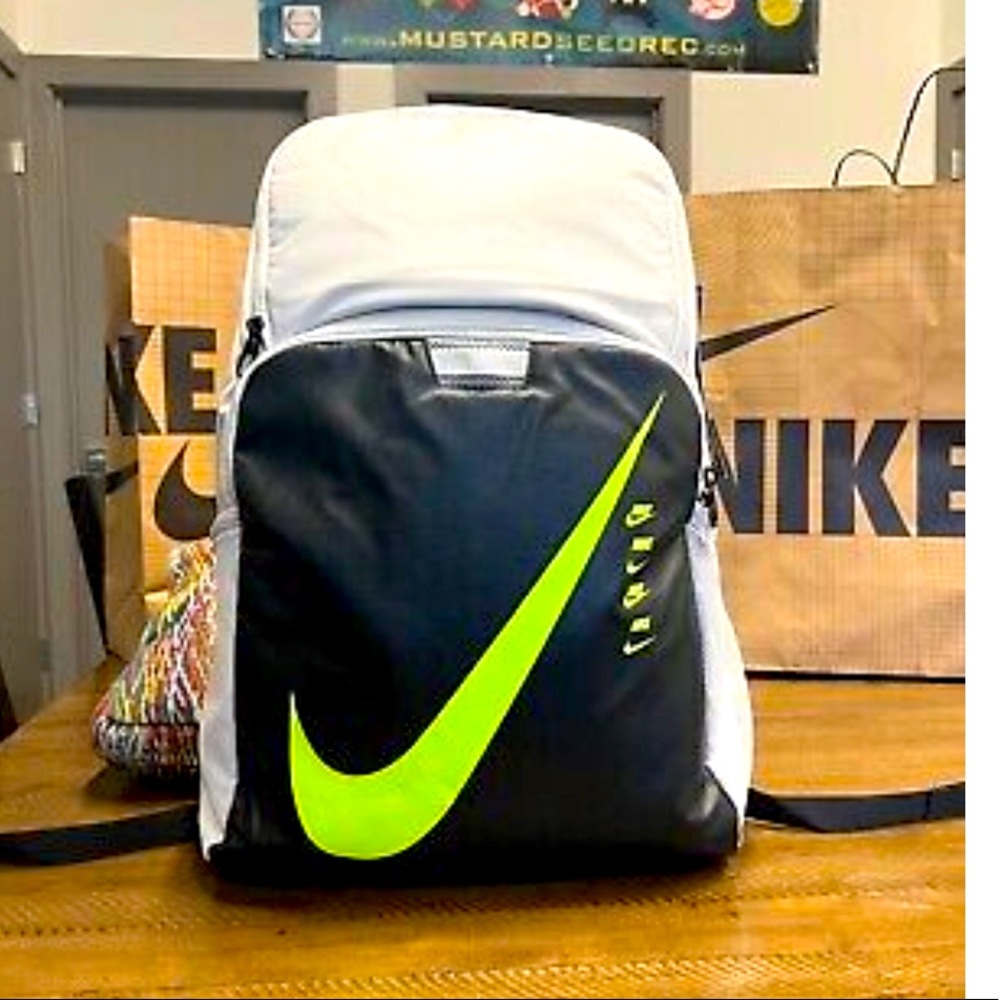 Nike Brasilia XL backpack